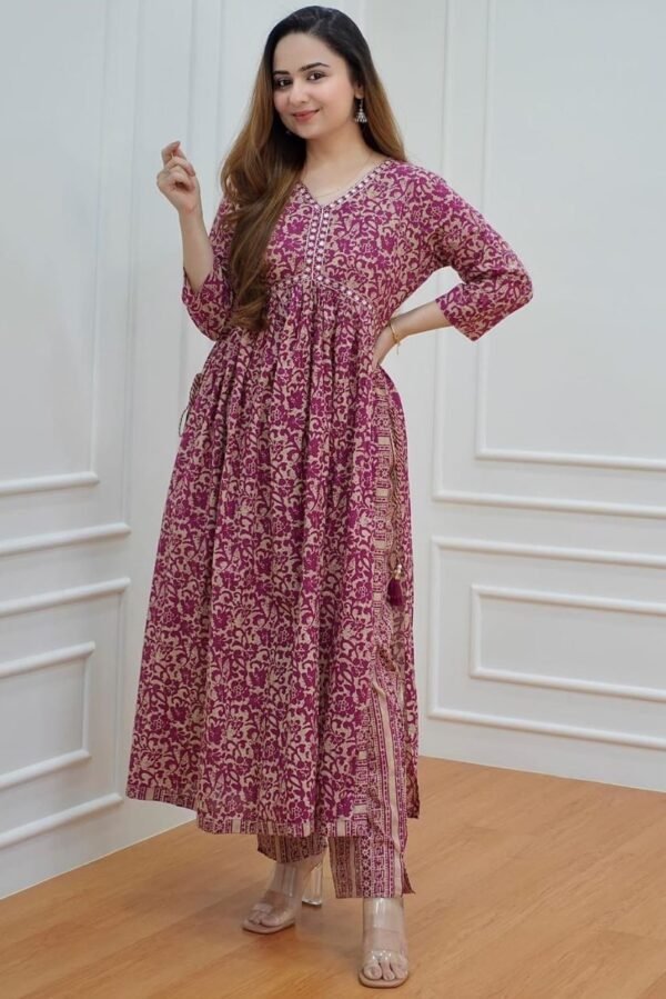 EMBROIDERED ALIA CUT KURTI